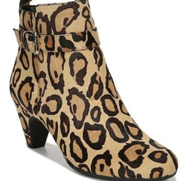 Sam Edelman | Mandi Leopard Print Booties - Picture 1 of 13